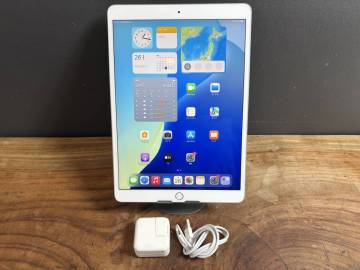 ［訳あり］Apple iPad Air 第3世代 10.5インチ Wi-Fi 64GB シルバー / A2152 / CJ922