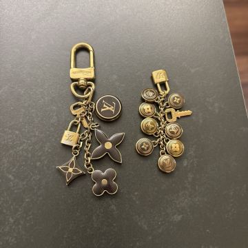 LOUIS VUITTON ルイヴィトン バッグチャーム キーホルダー 2点セット