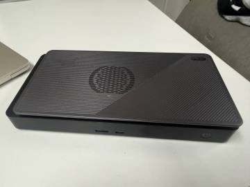 GPD G1 電源内蔵外付けグラボ Radeon RX7600M XT 8GB eGPU USB4 Thunderbolt 4 Oculink ドッキングステーション USB PD65W