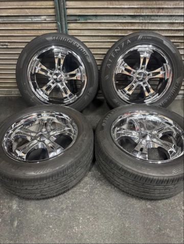 [引き取り限定] ランクル 100 200 タンドラ PCD150 20インチ 285/50R20 神奈川県厚木市