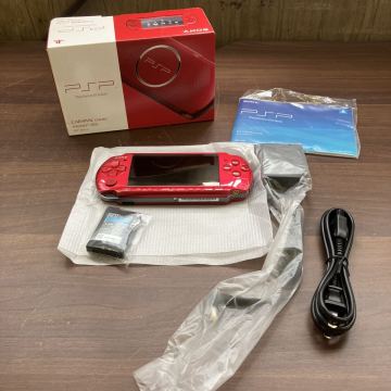 【未使用品】PSP プレイステーションポータブル ラディアントレッド PlayStation Portable ソニー PSP-3000 SONY ゲーム機