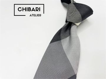 【超美品】BLACK LABEL CRESTBRIDGE ブラックレーベル　チェック柄 ネクタイ 3本以上 送料無料 メンズ グレイ　0702079