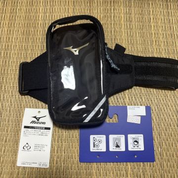 MIZUNO ミズノ スマートフォン アームバンド ブラック ランニング