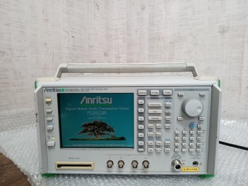 Anritsu 安立　 アンリツ　MS8609A デジタル移動無線送信機テスタ　無線機テスタ　スペアナ　パワーメーター　通電確認済　ジャンク