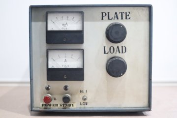 無線機用リニアアンプ? 自作品 動作未確認 2440-120サイズ