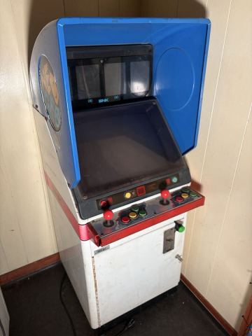 SNK ネオジオ MVS筐体 アーケードゲーム筐体 レトロ筐体　ソフト4本付き　駄菓子屋