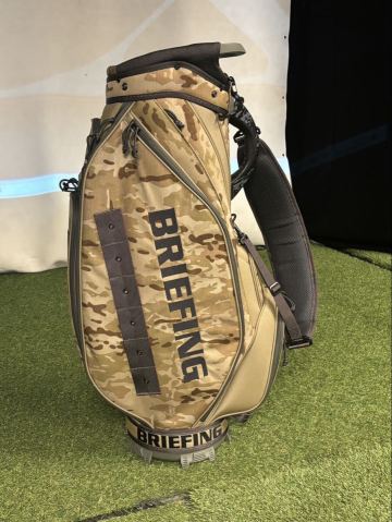 BRIEFING GOLF ブリーフィングゴルフ CR-5 #04 CAMO COMBIキャディバック　ARID&times;TAN ヘッドカバーセット　美品　BRG261D11