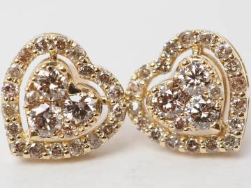 【10626A】K18 天然ダイヤモンド 計0.60ct/0.30ct/0.30ct/1.85g ピアス