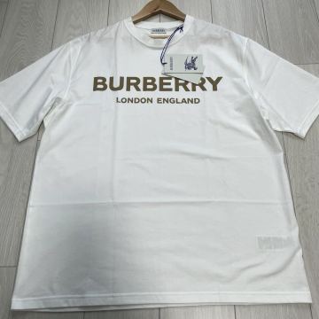 現行/新品タグ付き●バーバリー Tシャツ 半袖 ロゴプリント 洗える ストレッチ カットソー トップス BURBERRY ホワイト 白 Lサイズ メンズ