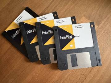 【希少品】PalmPilot用　PalmPilot DESKTOP Version 1.01 for Macintosh の インストールディスク4枚セット