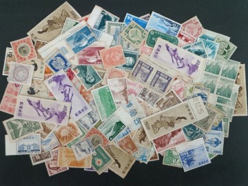 ●●　日本切手　未使用　 見返り美人・月に雁を含む古い切手　１５０枚以上【ジャンク品】 バラ切手　●●