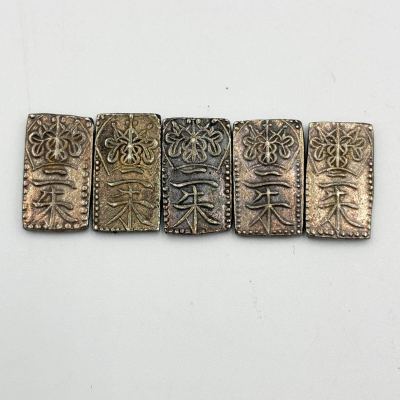 【6504 県】 1円スタート 二朱銀 5枚まとめ 古銭 銀貨 江戸時代 天保二朱判金 アンティーク コレクション 貨幣 硬貨 田沼意次 中古品