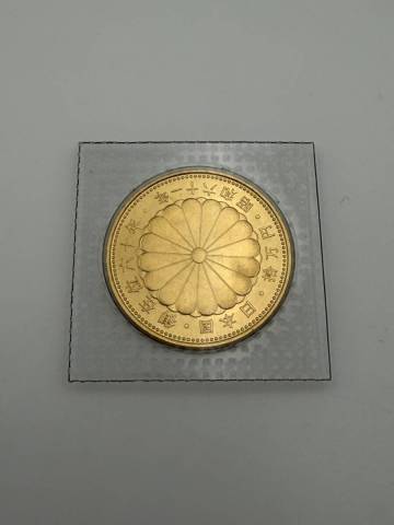 26PTV000005-6/447400/Y091-208/天皇陛下御在位60年記念 10万円金貨 20g 純金 K24 昭和61年 拾万円 記念金貨 鳳凰 菊花紋章 日本国