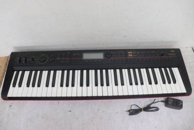 Y18/M338 KORG コルグ KROSS-61 キーボード シンセサイザー 全鍵盤音出し確認済み 現状品