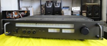 Technics/8連バリコン搭載FM専用チューナー『Technics 30T/ST-9030T』（ランプ切れ?）