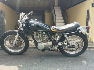 YAMAHA　SR400　RH01J 書類付き　好調　売り切り処分　カスタムベース車両