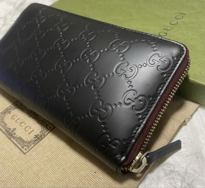 【正規品】鑑定済み／グッチCUCCIシマGGラウンドファスナー／ シリアル番号３０８００５〜