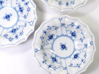 &nabla;花&nabla;【ロイヤルコペンハーゲン】 ブルーフルーテッド プレイン シェルディッシュプレート 3客 W15cm R8