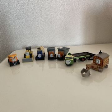 カプセルプラレール きかんしゃトーマス　イザベラ　バイロン　ケリー　マックス　モンティー　マージ　ネッド　ガチャポン　建築車両 7台