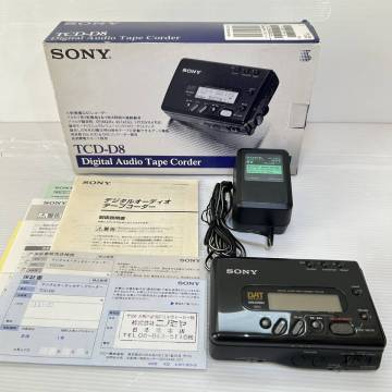 SONY ソニー TCD-D8 DAT WALKMAN ウォークマン　デジタルオーディオテープレコーダー