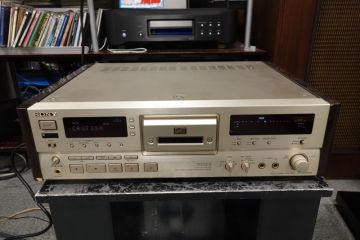 ジャンク　SONY DTC-2000ES ソニー　DATデッキ