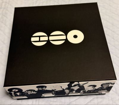 ARIRANG: BTS Vol.5 (T-shirt CD Box Set) ＜数量限定生産盤＞ ［CD+Tシャツ］（KOR）BTS(防彈少年團) リミテッド・エディション開封のみ