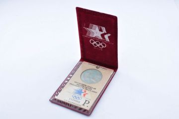 1円～⑨【送料230円】アメリカ 1ドル銀貨 1983年 ロサンゼルス五輪 記念銀貨 外国コイン 硬貨 貨幣 SILVER ケース 証紙 付き #④106