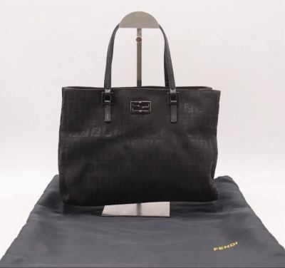 フェンディ FENDI ズッキーノ柄 ナイロンキャンバス&times;レザー ハンドバッグ ブラック