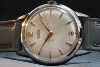 ギョーシェ文字盤 変わりダイヤル 未使用 TISSOT 大型 35ミリケース デッドストック 大変希少アイテム オリジナル ヴィンテージ
