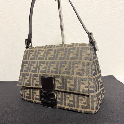 1円スタート！ 未使用級 FENDI フェンディ マンマバケット ズッカ柄 ショルダーバッグ ワンショルダー　肩掛け ハンドバッグ ブラウン