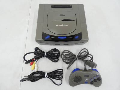 【8/オウア】SEGA SATURN セガサターン HST-3200 本体 コントローラー ゲーム機 動作確認済