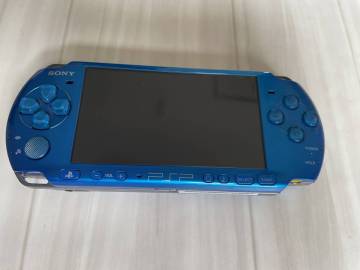 SONY プレイステーションポータブル PSP-3000 VB ブルー 本体　動作確認済み　ソフト3本セット