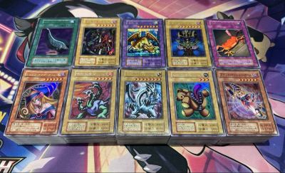 遊戯王 初期 二期のスーパーレア以上大量まとめ売り　総数200枚以上１円売り切りブルーアイズ 青眼 ブラックマジシャンガール　SR以上絶版