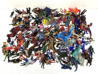 【盛岡44】戦隊シリーズ 仮面ライダー ウルトラマン ソフビまとめ 約7.8kg ※同梱不可【ジャンク品/140】