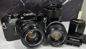 【終活】CANON F-1 後期型＋FD 55mm f1.2 S.S.C シンデレラ＋100mm f2.8＋28-50mm 赤バッジ3本＋スピードファインダー 各動作良好 露出計OK
