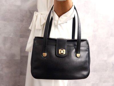 ●超美品●CELINE セリーヌ●ロゴ金具●カーフ レザー 本革●ハンド バッグ●ダークネイビー●ゴールド金具●腕掛け●かばん●Js70873