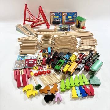 ★ トーマス 木製レール ラーニングカーブ ブリオ BRIO 大量 まとめ セット 線路 車両 赤い吊り橋 情景 玩具 おもちゃ 知育 現状品
