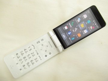 docomo ドコモ 新品同様 DIGNO ディグノ ケータイ KY-42C ホワイト 利用制限〇 ★ネコポス可★q0416