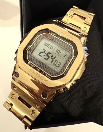 B11)100円～新品同様 CASIO/カシオ G-SHOCK フルメタル MIP液晶 ゴールド GMW-BZ5000GD-9JF 電波ソーラー Bluetooth