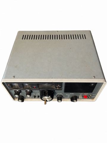 YAESU 八重洲無線 FRG-7 通信型受信機 BCL 短波ラジオ 0.5～29.9MHz 通電確認済 現状品