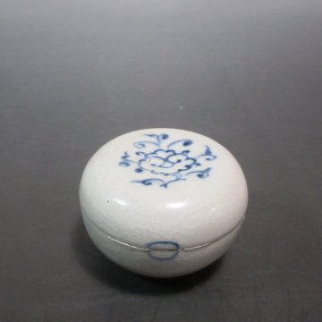 安南染付　花絵香合　東南アジア古陶磁　アンティーク　骨董品　Ｃ587