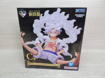 09/&Omega;532★「一番くじ ワンピース 新四皇」C賞 四皇 モンキー・D・ルフィ MASTERLISE EXPIECE フィギュア　