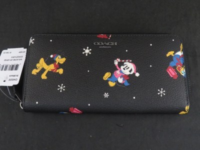 1円～　未使用　COACH CM222　 コーチ　ミッキーマウス　 長財布 ラウンドファスナー
