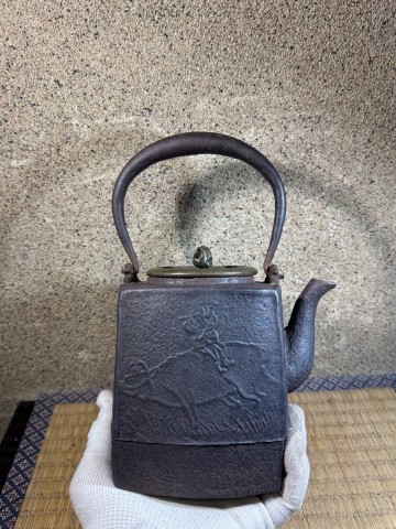 初代　金寿堂　四方　 鉄瓶 明治時代 煎茶道具　水漏れ無し　修理無し