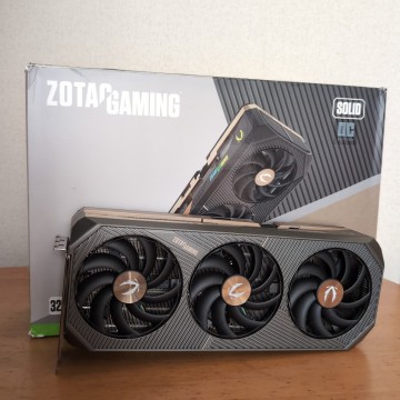 【ジャンク品】ZOTAC RTX 5090 SOLID OC 32GB