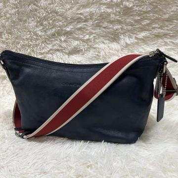 コーチ 【人気デザイン】 COACH ショルダーバッグ クロスボディ 斜め掛け メンズ ネイビー レザー ヘリテージ
