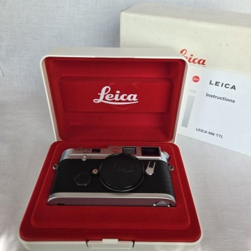 25☆ LEICA ライカ M6 クラシック シルバー 1903585 元箱 ケース付 10414 レンジファインダー フィルムカメラ 電池交換済み 現状品です