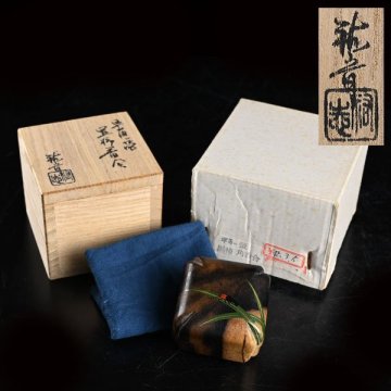 【加】196e 清水祐斎 造 早苗に蛍 黒柿 角香合 共箱付 / 茶道具 香合