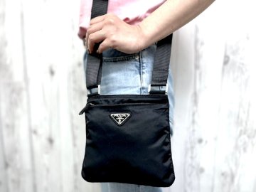 極美品 PRADA プラダ テスート ショルダーバッグ サコッシュ バッグ ナイロン&times;ナイロンキャンバス 黒 メンズ 107291Y