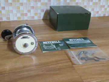 開封未使用! MADE IN FRANCE フランス製 MITCHELL ミッチェル 両軸リール MITCHELL 624 CAPTAIN 元箱/説明書付き 室内保管品 